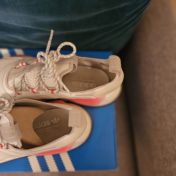 Adidas NMD_V3 Sneakers - Picture 4 of 7